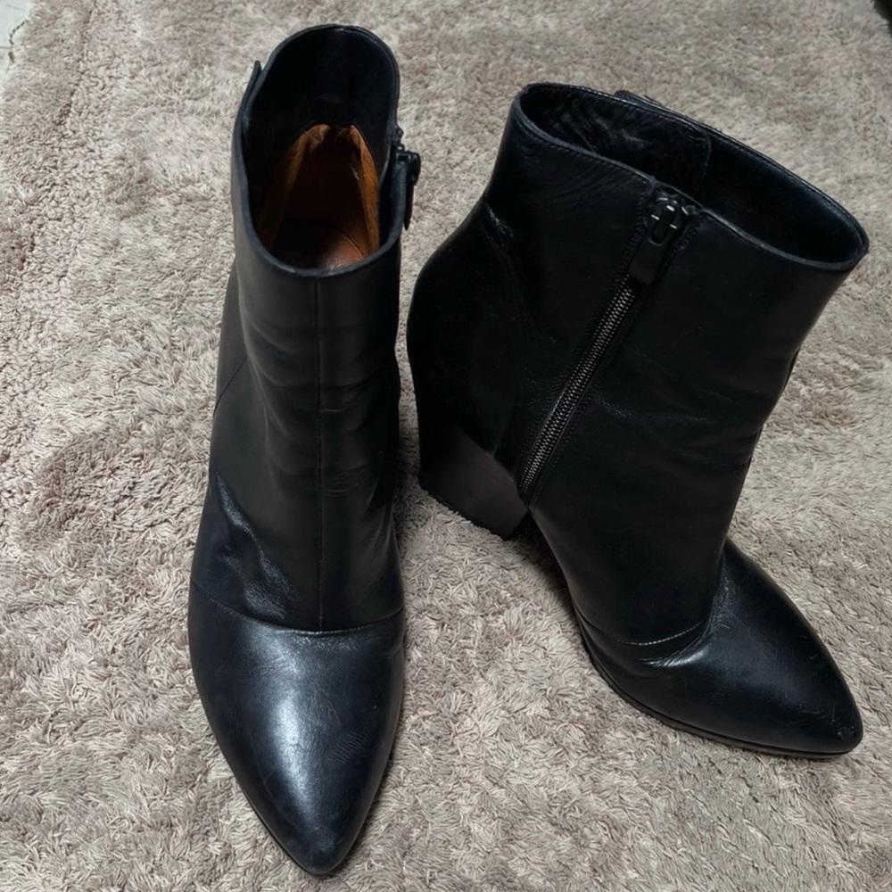 Vince Black Leather Ankle Booties
